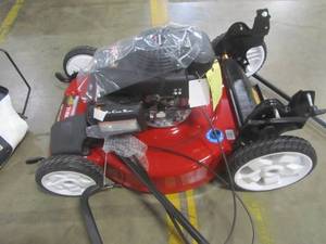 lot 28A image: Toro 22 in. Honda High Wheel Variable Speed Gas Walk Behind Self Propelled Lawn Mower 20379