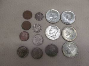 lot 32 image: coins