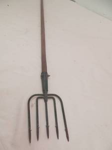lot 46 image: vintage ice spear