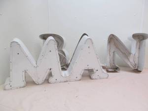 lot 58 image: electric signs