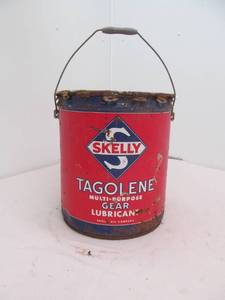 lot 65 image: vintage Skelly can