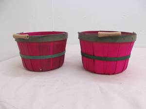 lot 68 image: vintage apple baskets