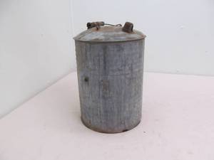 lot 69 image: vintage can