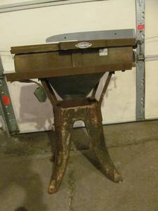 lot 101 image: vintage craftsman planer