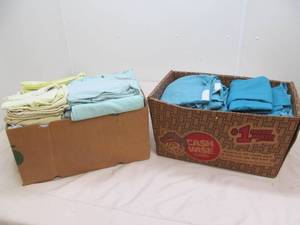 lot 123 image: dressing gowns