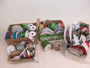 lot 129 image: ribbon