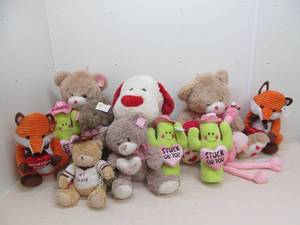 lot 130 image: plush animals