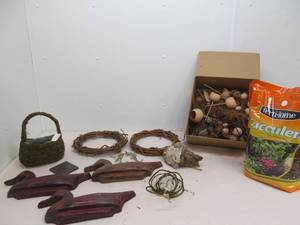 lot 143 image: dried floral supplies