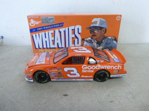 lot 32 image: Action Dale Earnhardt Sr. #3 Goodwrench Wheaties Die-Cast Car