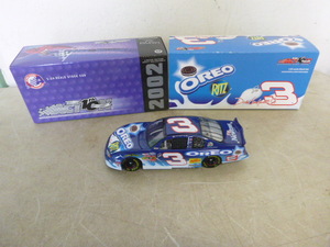 lot 33 image: Action Dale Earnhardt Sr. #3 Oreo Ritz Die-Cast Car