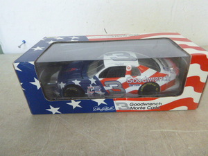 lot 41 image: Revell Dale Earnhardt Sr. #3 Die-Cast Car