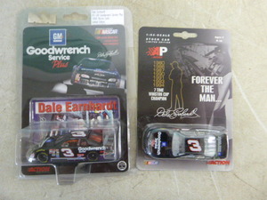 lot 54 image: 2 Dale Earnhardt Sr. 164 Scale Cars