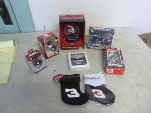 lot 85 image: Dale Earnhardt Sr. Ornaments