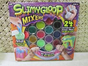 lot 11 image: Slimy Gloop Mixems 24 Containers o...