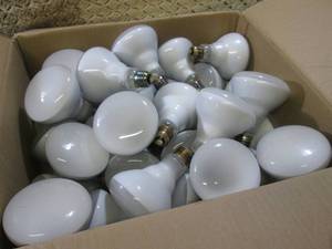 lot 61 image: Box Full of Indoor Flood Light Bulb...