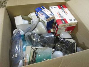 lot 62 image: Box Full of Assorted Light Bulbs  B...