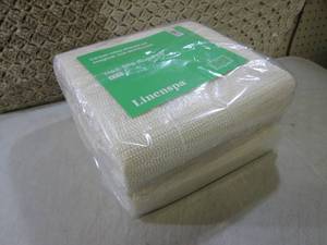 lot 120 image: 9 ft x 12 ft Rubberized Non-Slip Ar...