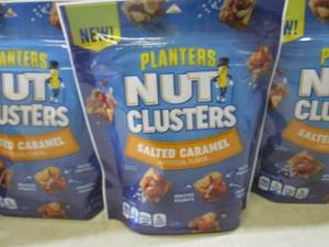 lot 182 image: 4 Bags of Planters Nut Clusters Sal...