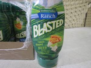 lot 207 image: 6 Bottles of Hidden Valley Ranch Bl...