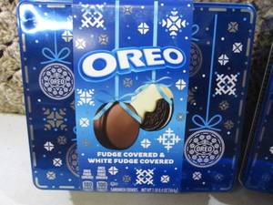 lot 211 image: 3 Tins of Oreo Fudge Covered & Whit...