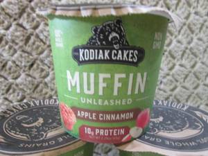 lot 217 image: 10 Kodiak Cakes Apple Cinnamon Muff...