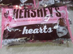 lot 222 image: 3 Bags of Hersheys Hearts Best by O...