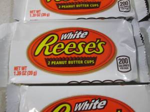 lot 237 image: 12 White Reeses Peanut Butter Cups ...