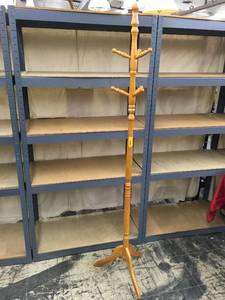 lot 11 image: Coat Rack