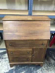 lot 22 image: Secretary Desk