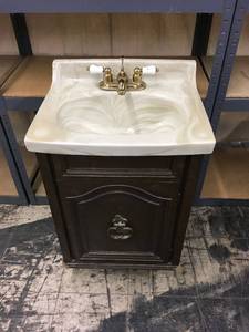 lot 25 image: Marble Bathroom Sink