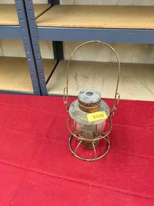 lot 58 image: Great Northern Railway Stamped G.N.RY Lantern