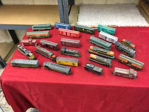 lot 89 image: Great Northern & Northern Pacific Trains