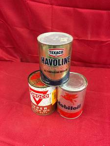 lot 102 image: Three Oil Cans