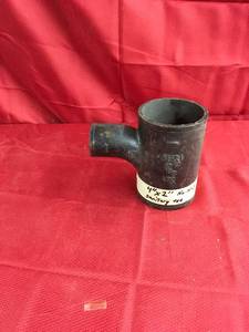 lot 153 image: 4x2 No Hub Sanitary Tee