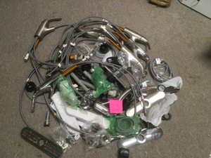 lot 62 image: Lot of assorted Moen Parts