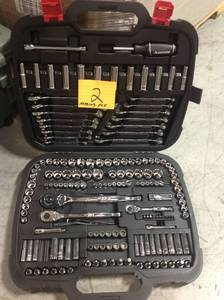lot 2 image: Husky Mechanics Tool Set (185-Piece) Missing Pcs