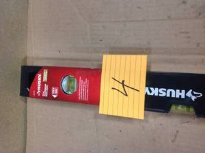 lot 4 image: Husky 24 in. Box Level in good condition