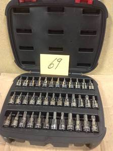 lot 69 image: 37-piece 38 Drive Bit Socket Set by HUSKY in good condition