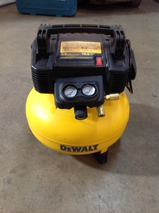 lot 103 image: DEWALT 6 Gal. 165 PSI Electric Pancake Air Compressor