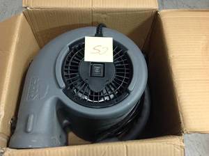 lot 52 image: 12 HP Air Mover for Janitorial Water Damage Restoration Stackable Carpet Dryer Floor Blower Fan in Grey in good condition