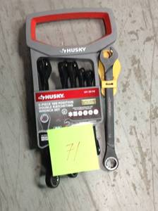lot 71 image: Husky 100-Position Double Ratcheting Wrench Set Metric (6-Piece) in good condition