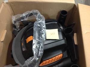 lot 77 image: Ridgid HD1800 Shop Vac - 6.5 HP 16 Gallon Wet Dry Vacuum  in good condition