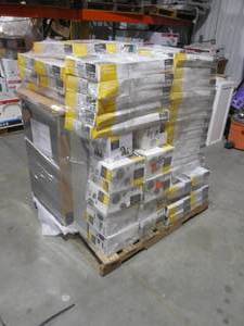 lot 13 image: WHOLESALE PALLET LOT OF GENERAL MERCHANDISE, MOSTLY FAUCETS