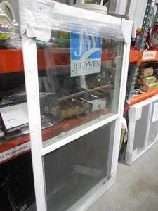lot 35 image: BUILDERS VINYL SINGLE HUNG 36X61.25 WINDWOW W SCREEN