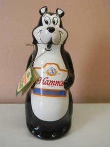 lot 2 image: VINTAGE 1972 HAMMS BEER BEAR CERAMARTE DECANTER  NICE - SEE PICTURES