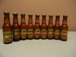 lot 40 image: VINTAGE FELSENBRAU BEER SALT & PEPPER SHAKERS - 4 SETS PLUS A EXTRA ONE - NICE COLLECTION - SEE PICTURES