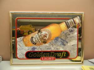 lot 52 image: MICHELOB GOLDEN DRAFT LIGHT BAR SIGNMIRROR  - APPROX 23 BY 33 - SEE PICTURES