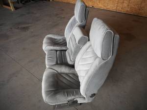 lot 8 image: Chevy Truck Bench Seat