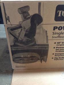 lot 18 image: Toro Power Clear 518 ZR 18 in. 99cc Single-Stage Gas Snow Blower (GOOD CONDITION)