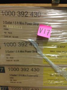lot 50 image: Pallet whit 1030 pcs of 3-Outlet Mini Power Strip with 1.5 ft. Cord New retail are $ 4000